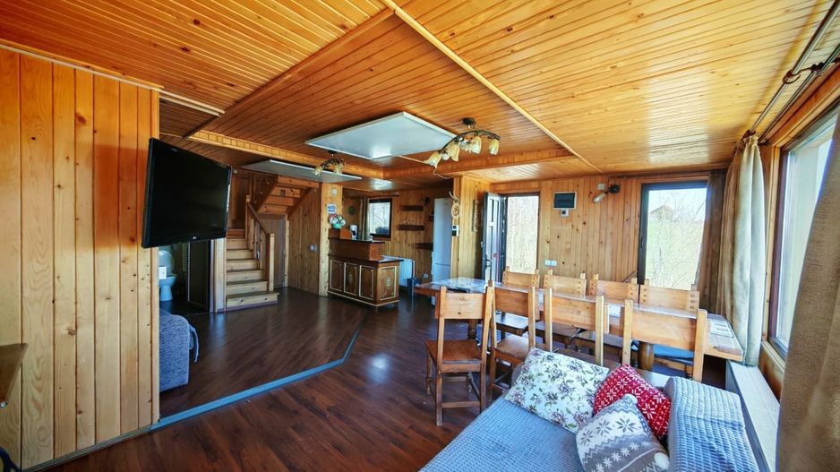 Casa / pensiune investitie sat Pestera, Moieciu, Bran - Poză 8