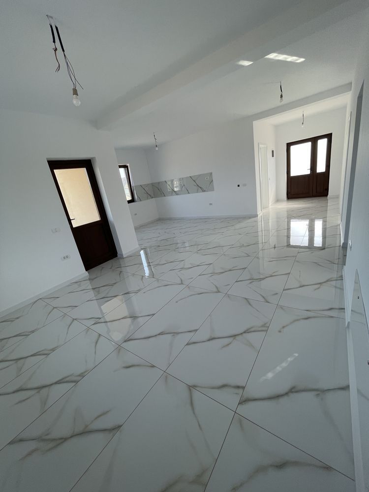 Casa individuala com Peciu Nou-  loc. Dinias - Poză 12