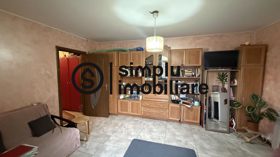 Apartament 2 camere semidecomandate transformat in 3 et 3/4 Brazda - Poză 1