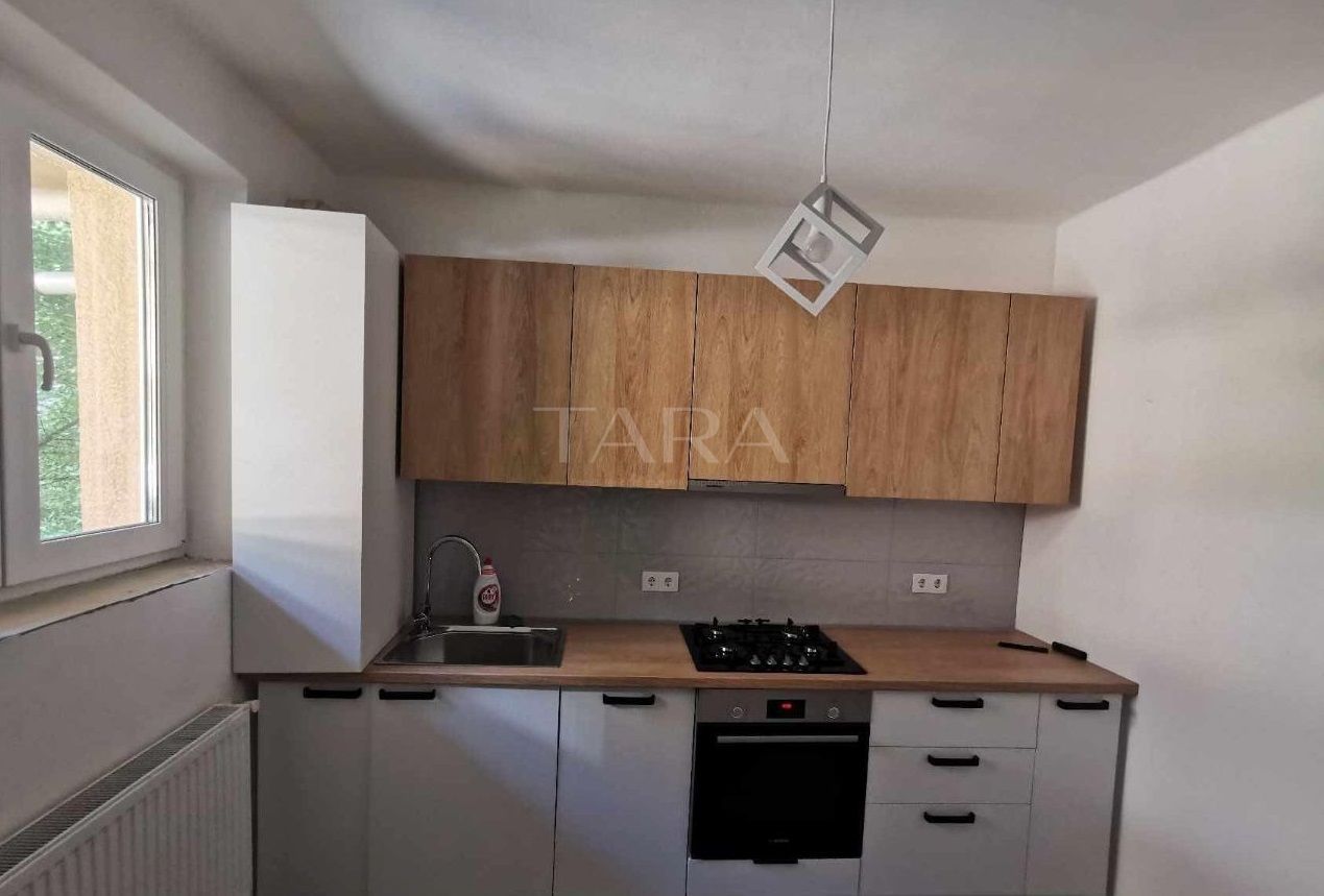 Apartament pozitionat in centrul Clujului Facultatea de Litere. - Poză 4