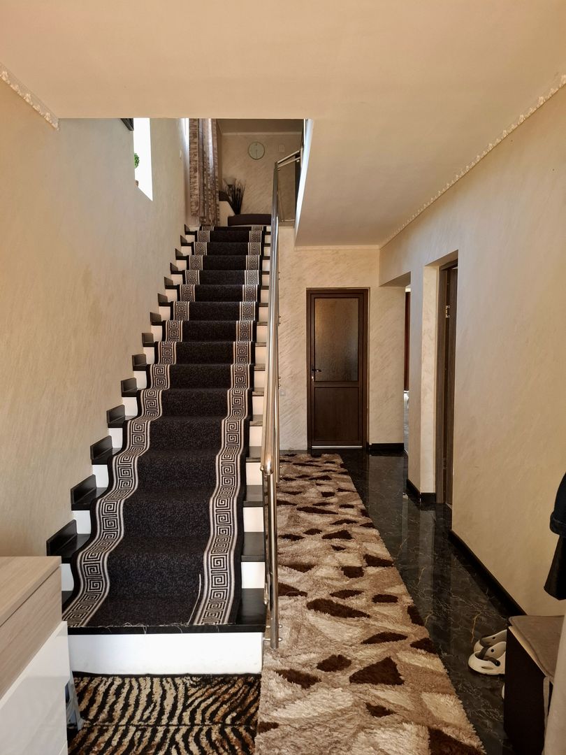 Casa P+1E, cu 5 camere, Strejnicu - Poză 9