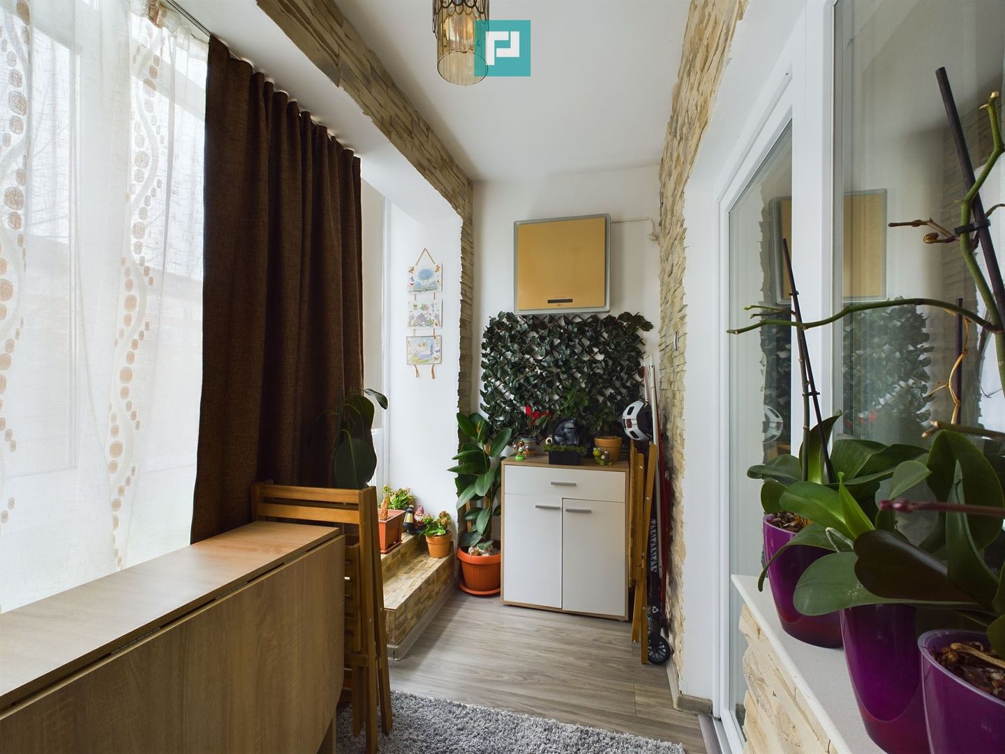 Apartament cu 5 camere in zona UMT 105mp - Poză 7