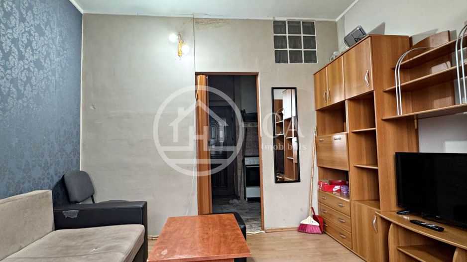 Apartament cu o camera de vanzare in zona Rogerius, Oradea - Poză 2