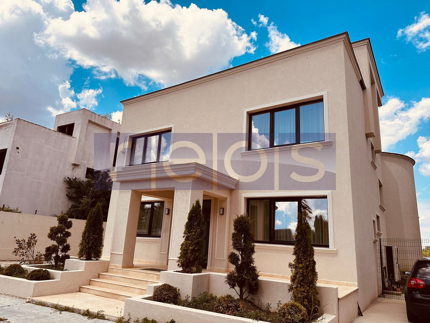 VILA DE LUX | BUFTEA LAC | 8 CAMERE - Poză 3