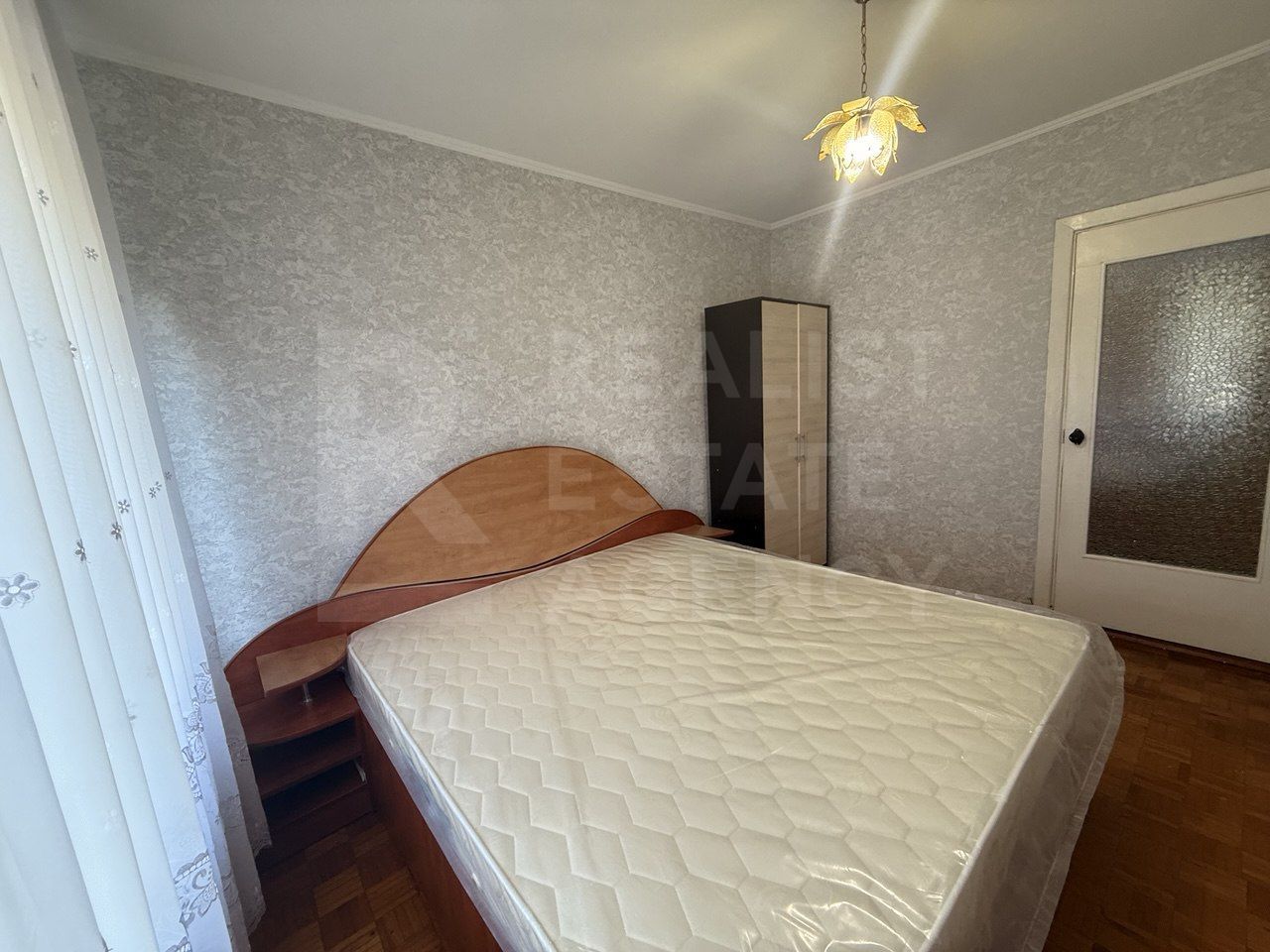 Chirie, apartament, 2 camere, str. Larisa, Bălți cartierul 10 - Poză 3