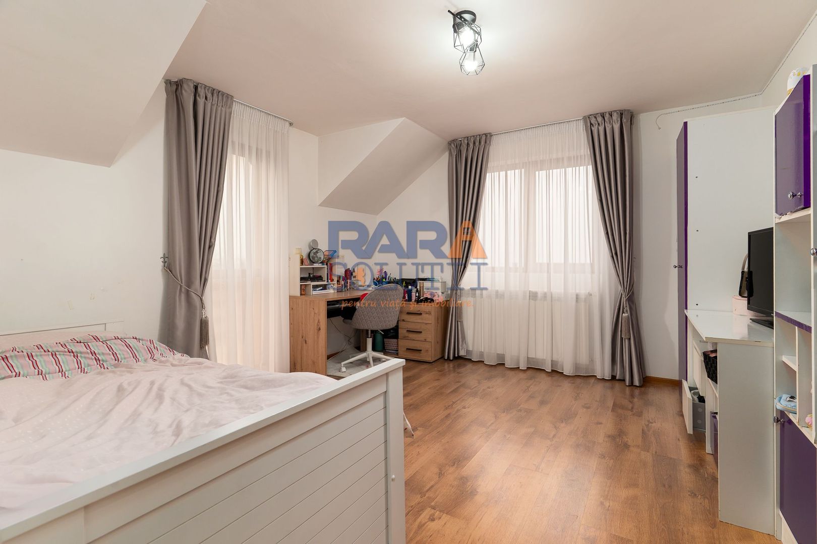 Casă 2013, teren 1366 mp, zonă centrală - Poză 15