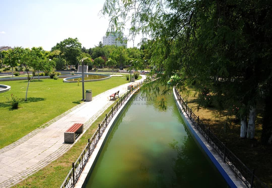 Apartament in bloc nou, 2 camere, terasa + curte - Eorii Revolutiei - Poză 11