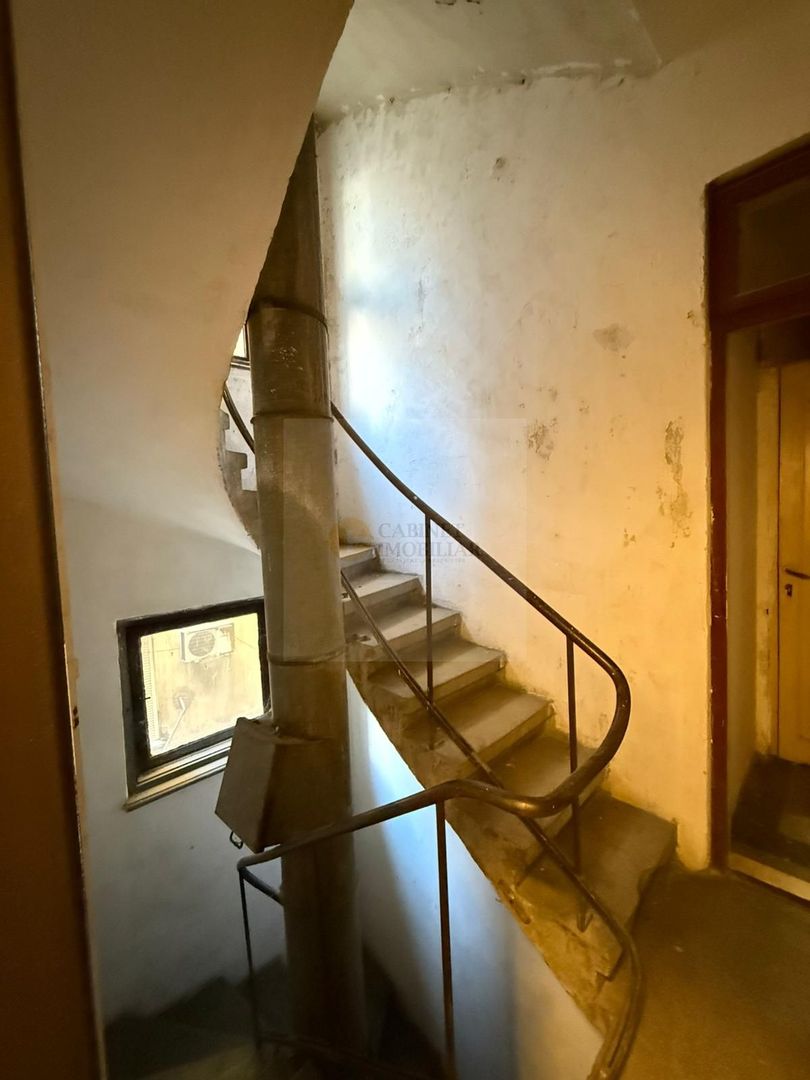 4 camere  | Etaj 1/6  | Calea Victoriei - | Partial mobilat si utilat - Poză 21