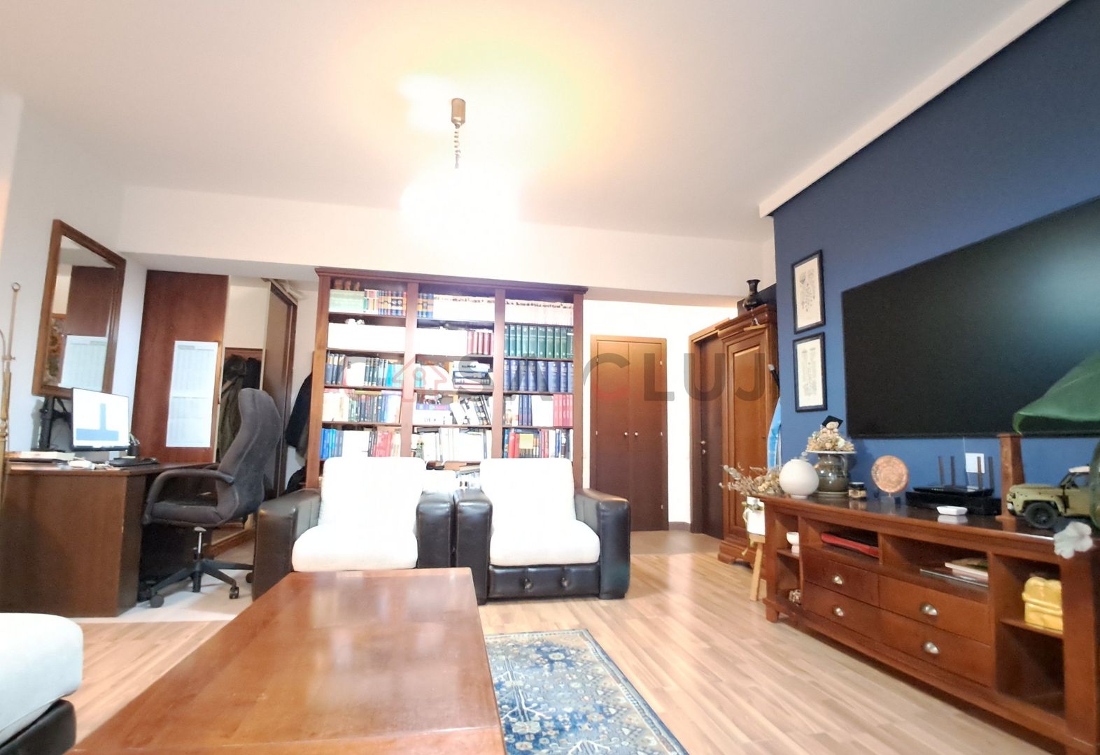 Zonă exclusivistă, Plopilor!! - Poză 4