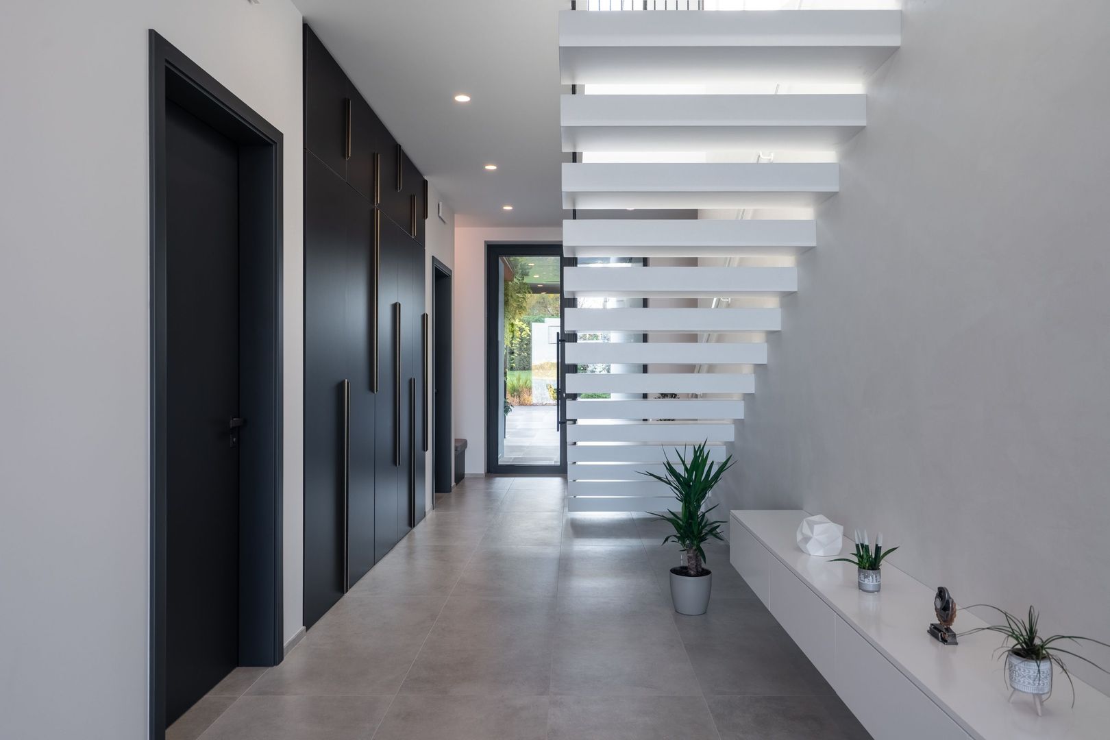 Smart-Home nZEB spectaculoasa Bucuresti Sector1 cu deschidere lac - teren 2000mp - Poză 32