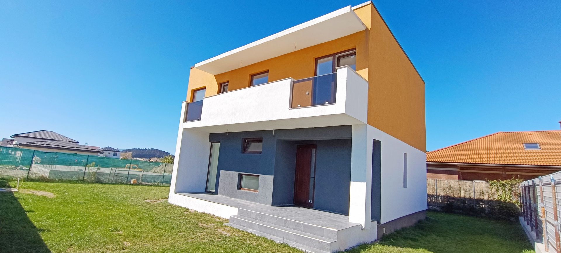 Vila noua, din caramida Harman-Brasov - Poză 23