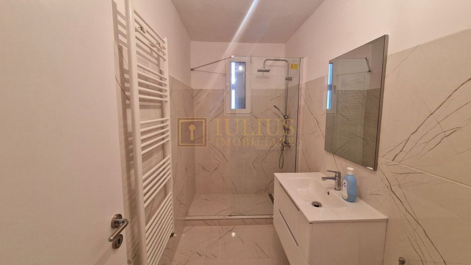 Str. Sorin Titel; semidecomandat în zona centrală; ideal investitie/inchiriere. - Poză 13