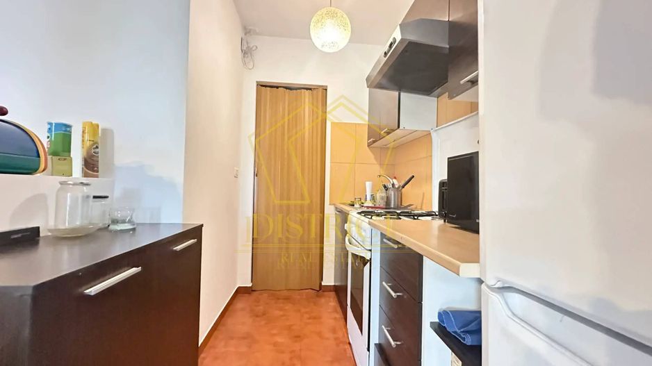 Casă cu 6 apartamente P+2 | Shoping City | - Poză 1