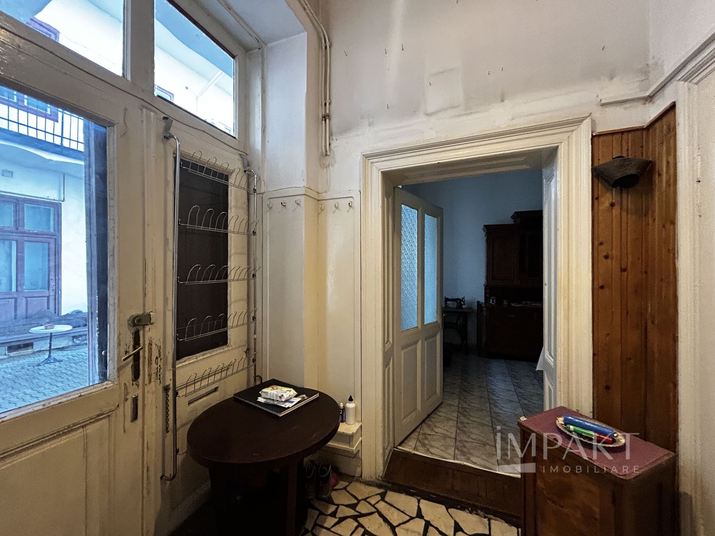 Vanzare apartament ultracentral, parter, imobil istoric - Poză 13