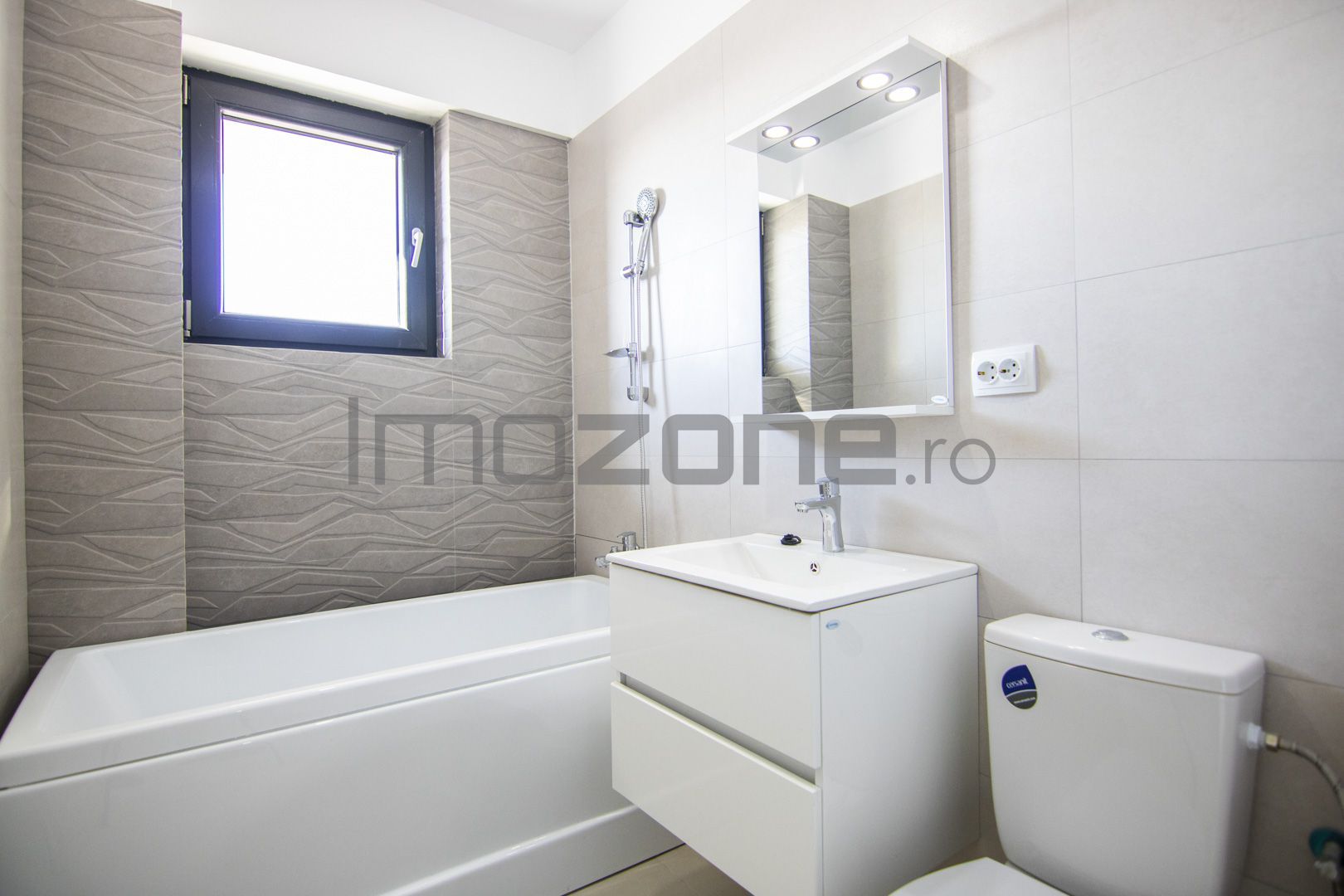 3 Camere | De Vanzare | Bloc Nou | 2 Bai | Living Spatios | 77 mp | Balcon - Poză 19