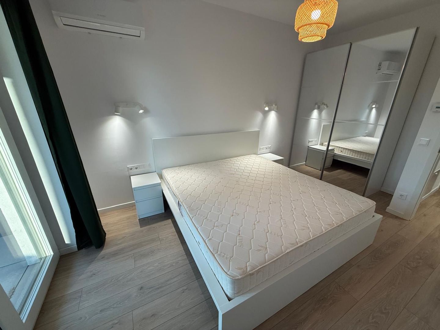 AP. 2 CAMERE- QUARTIER AZUGA, PARCARE SUBTERANA, CENTRALA, BLOC NOU - Poză 4