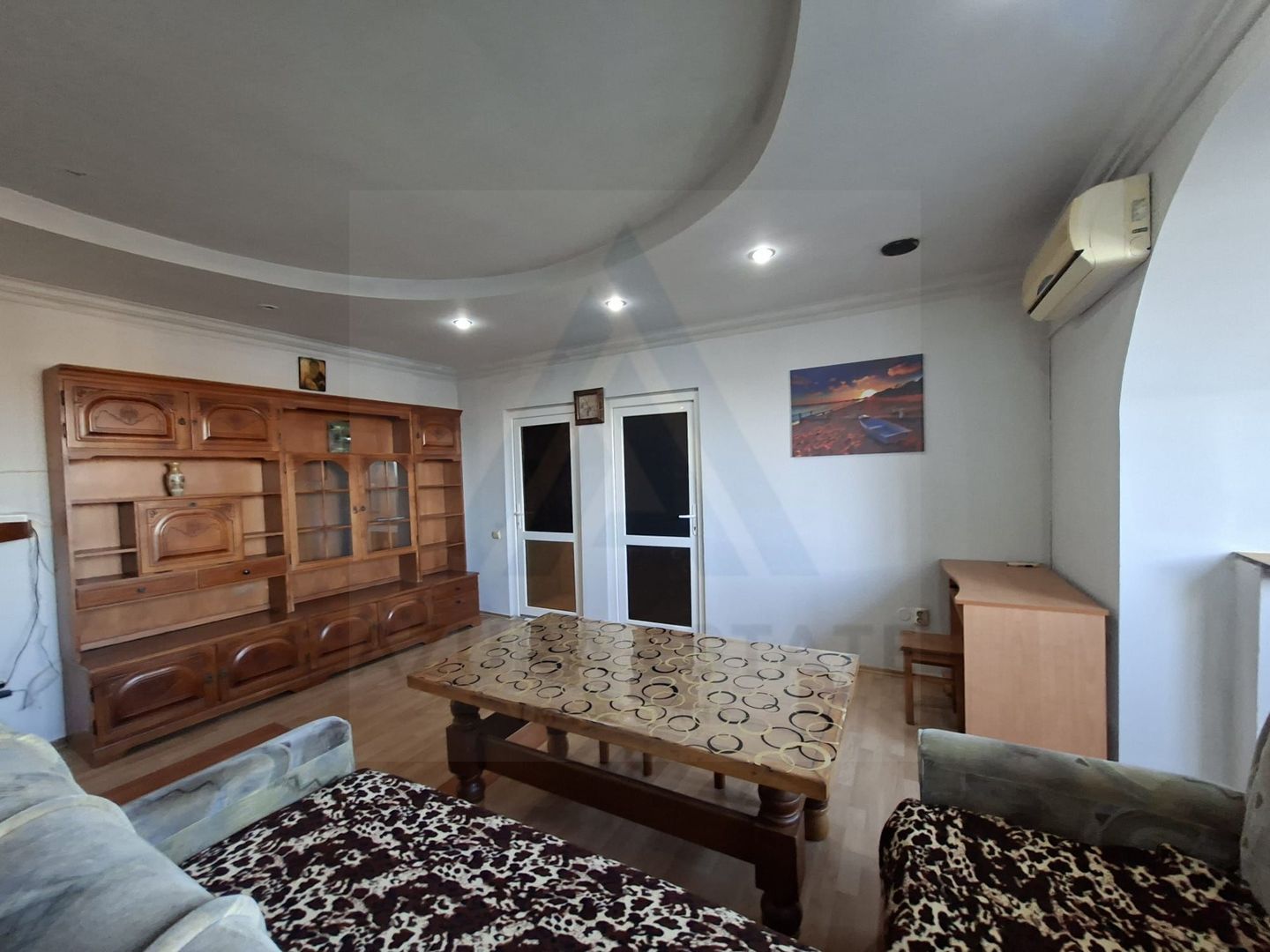 Apartament 3 camere etaj 2 baie cu fereastra si 2 balcoane in Terezian - Poză 2