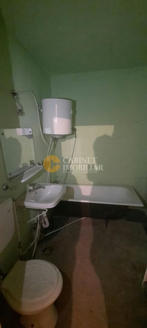 🏡 VÂND APARTAMENT CU 3 CAMERE ÎN BELCEȘTI – 67 MP – PREȚ: 39.000 EURO! - Poză 5
