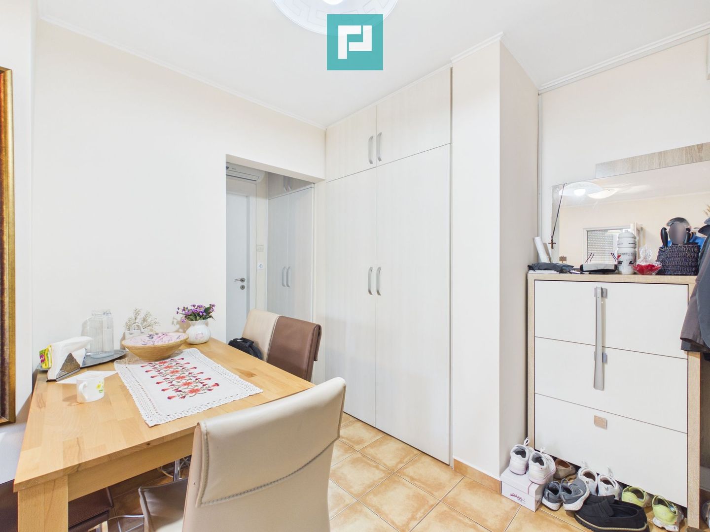 Decebal – PB 3 camere renovat modern - Poză 6