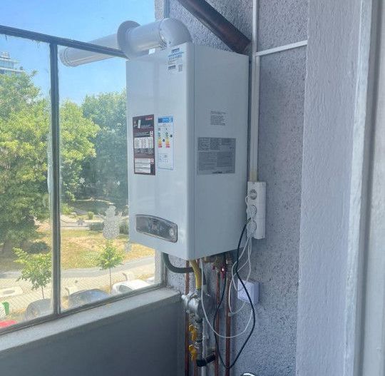 AZURA Imobiliare Pitesti - De Inchiriat Garsoniera Ultracentral - Poză 8