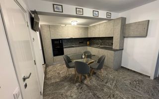 Apartament cu 2 camere, decomandat, 65mp, Zona Ultracentral - Poză 2