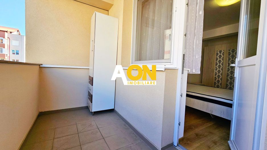 Penthouse pe două niveluri, panouri solare, terasă de 50 mp, boxă - Poză 2