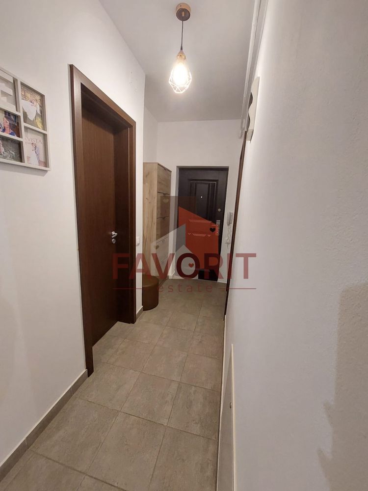 Decomandat. Mobilat si utilat. 2 balcoane. - Poză 2