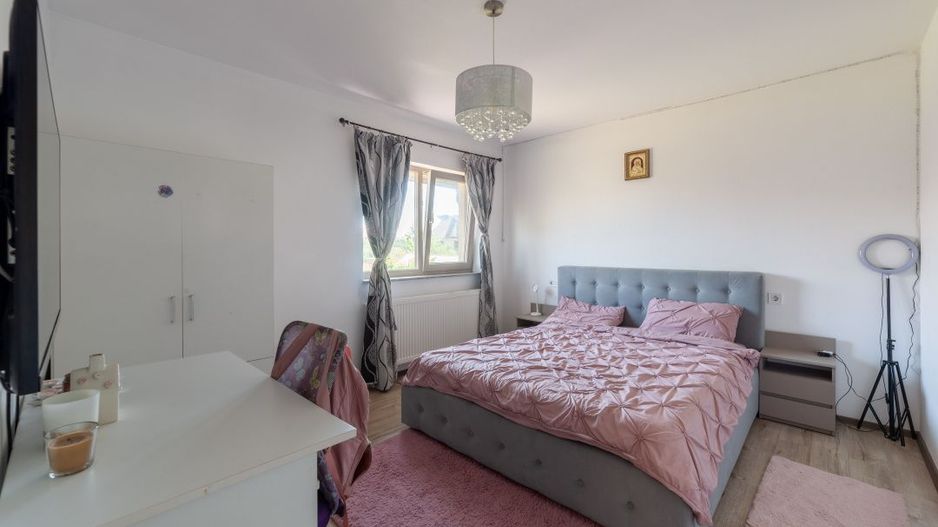 Renunta la Apartament- Descopera Avantajele unei Case Duplex in Mosoaia! - Poză 6