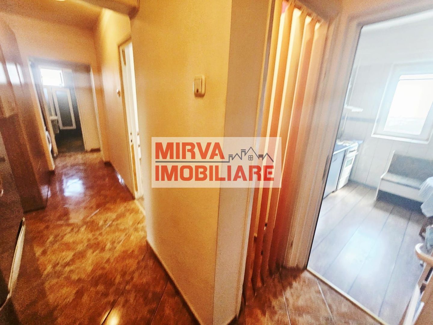 Vânzare apartament 3 camere | Zona Vest – Lămâița | Etaj 10/10 - Poză 8