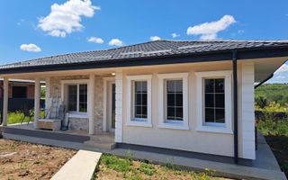 Casa plan parter 80 mp Visan Bucium 129500 euro - Poză 1