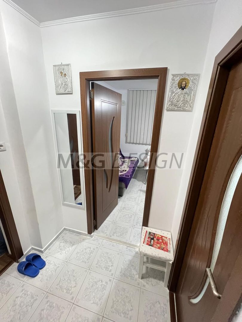 Inchiriez apartament o camera in Buziasului - Poză 12