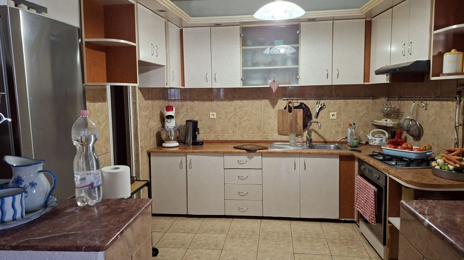 BRASADAS vinde casa individuala in zona SEMICENTRALA. - Poză 10