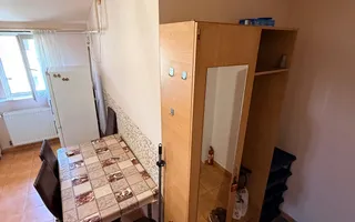 2 dormitoare| mansarda inalta| Dambovita langa Lidl| - Poză 12