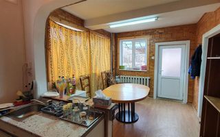 Casa 5 camere, cu garaj, Cetate, pretabila pentru muncitori - Poză 5