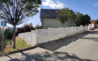 Casa individuala 4 camere 2 bai si teren 573 mp in Bavaria Park - Poză 1