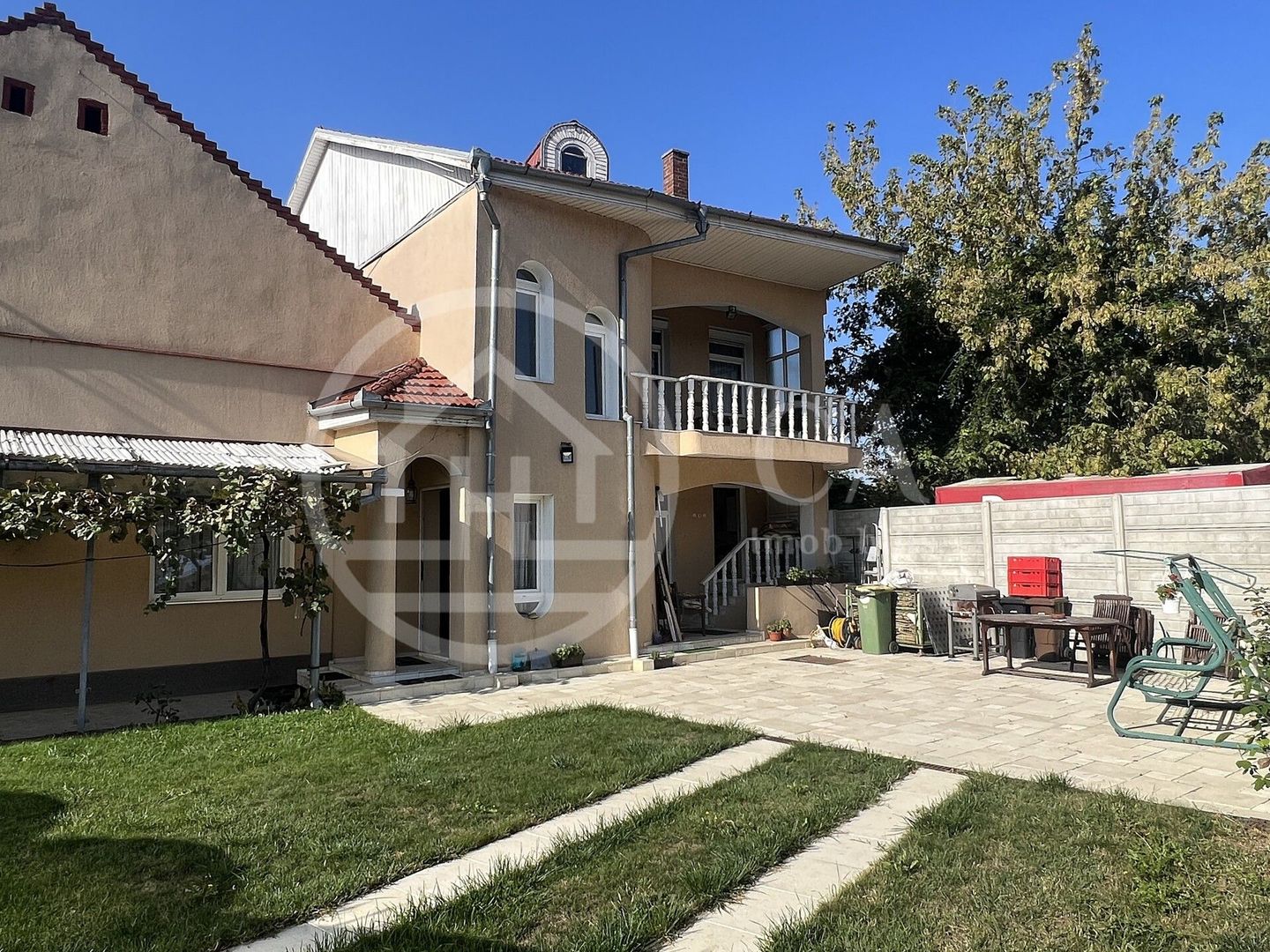 Casa cu 5 camere de inchiriat zona Centrala Oradea - Poză 2