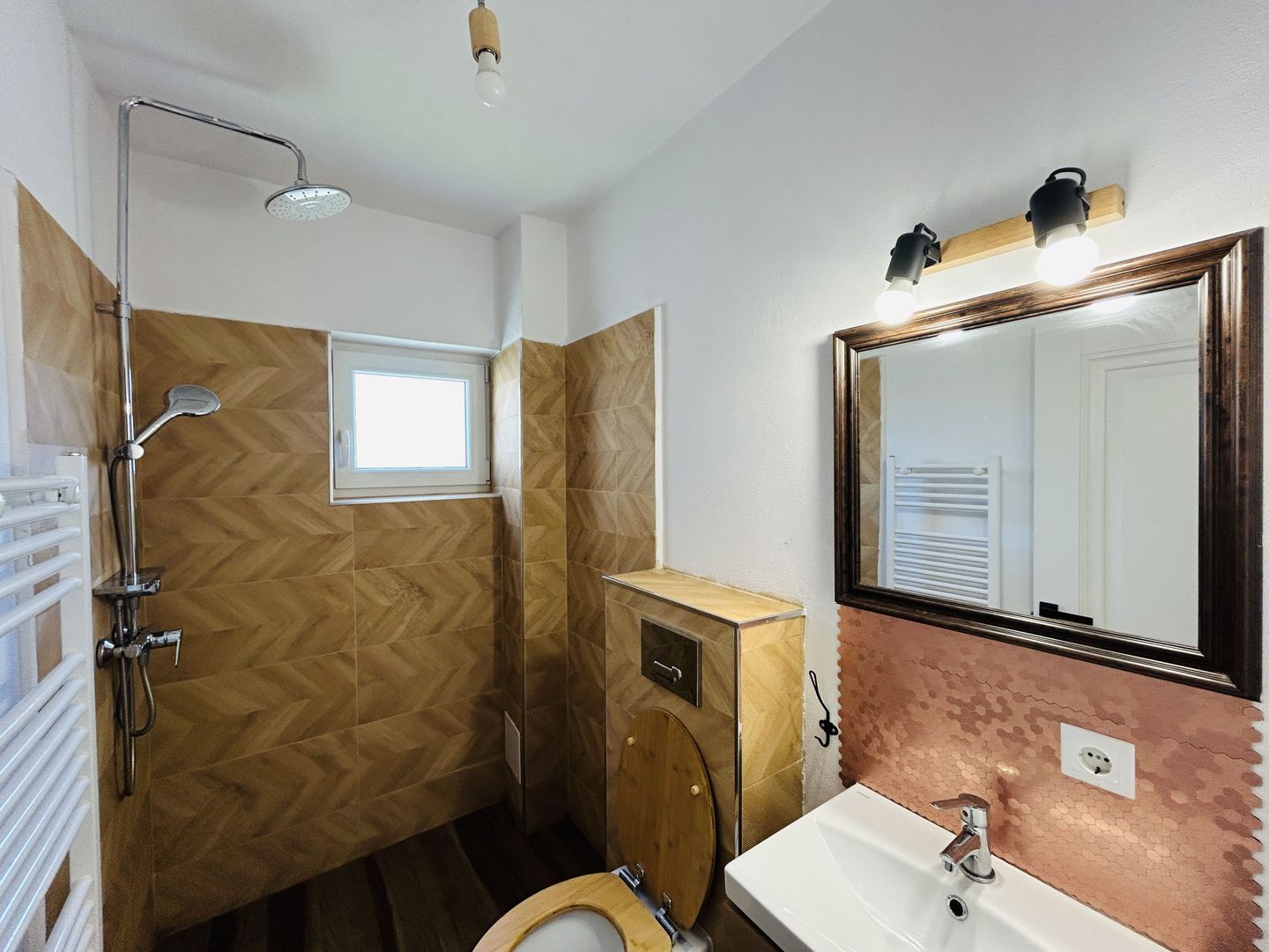 Casa moderna, tip duplex, 4 camere, 2 bai - Bavaria Park - Poză 24