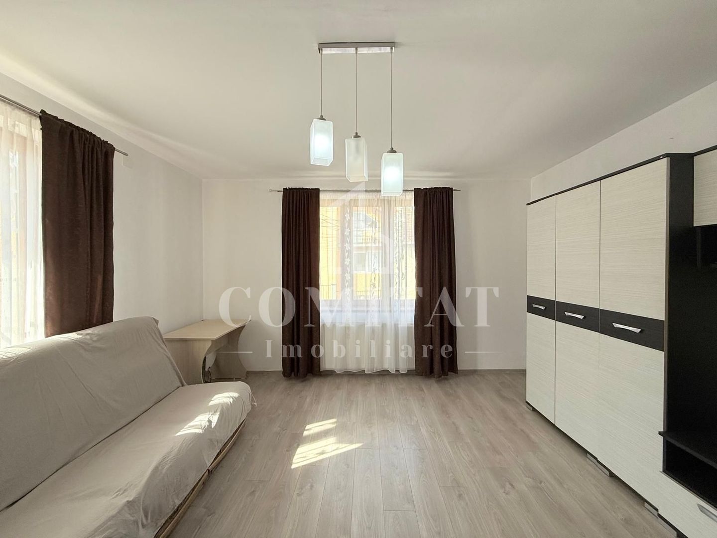 Casă individuală 4 dormitoare zona Hasdeu - Poză 3