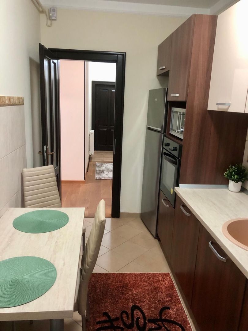 Apartament cu 2 camere si loc de parcare - Poză 8