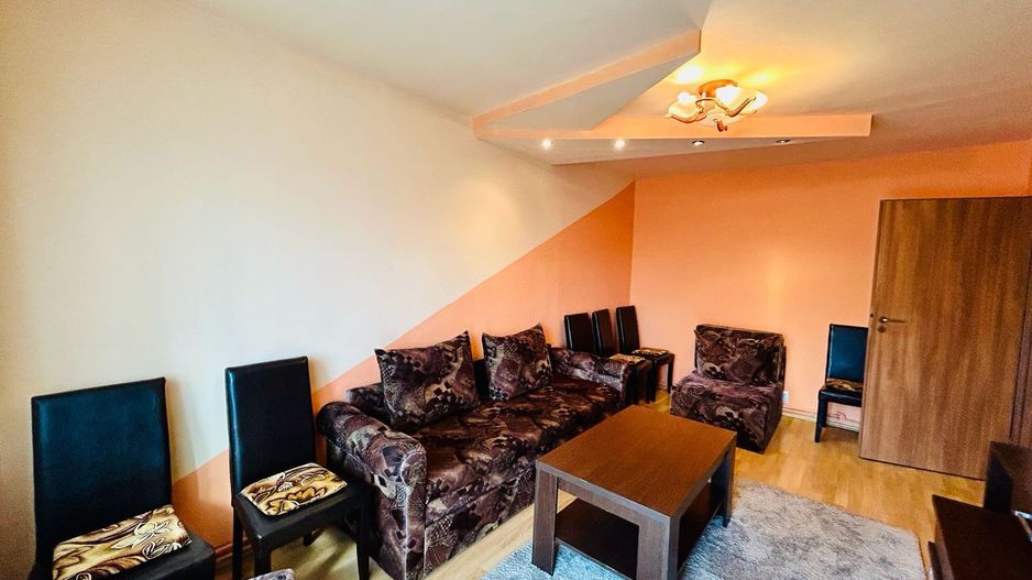 Apartament de închiriat în Sibiu – 3 camere,balcon, zona Nicolae Iorga - Poză 1