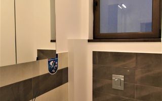 De vanzare 2 camere zona Florilor - Poză 2