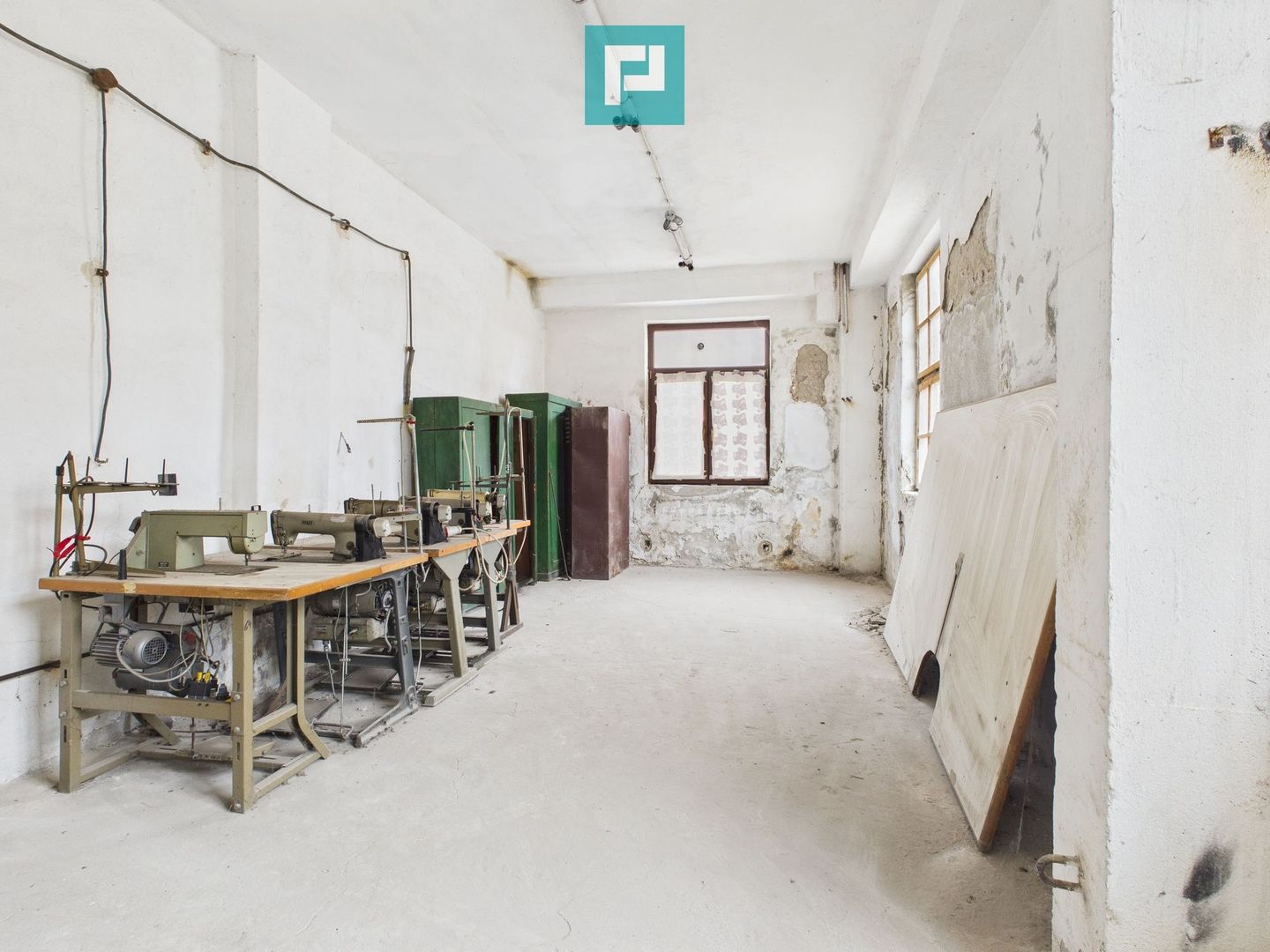 Spațiu de producție cu 4 camere în Periam - Poză 4