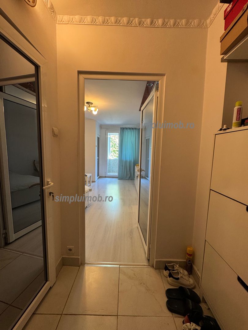Garsonieră 33 mp la 2 minute Metrou Titan bloc mixt etaj 3 - Poză 5