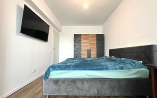 Apartament 3 camere, decomandat, cu loc de parcare - Poză 1