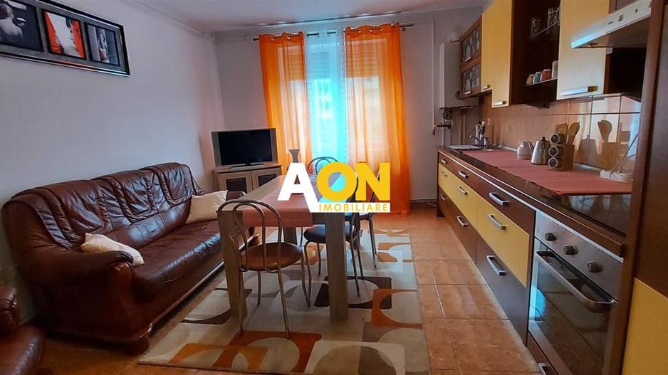 Apartament cu 3 dormitoare zona Kaufland - Poză 1