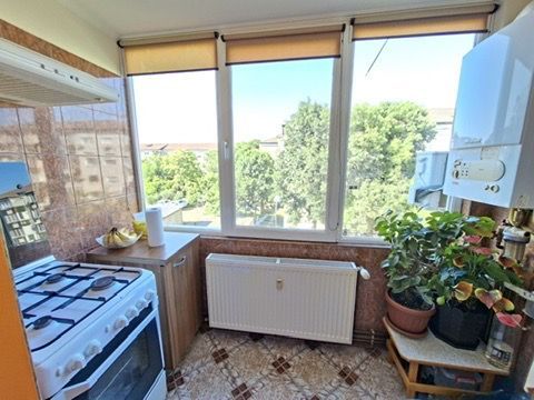 Apartament cu 2 camere - 53mp - Zona Lipovei - Poză 4