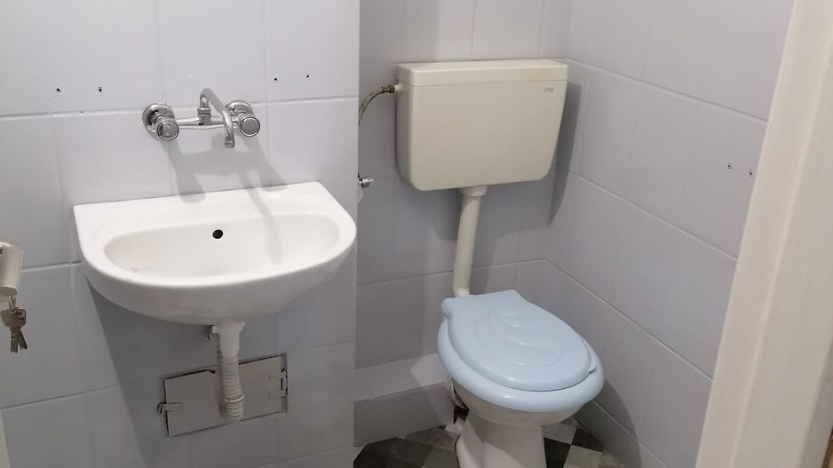 BRASADAS vinde ap 4 cam decomandat Micro 17 etaj 3/4. - Poză 8