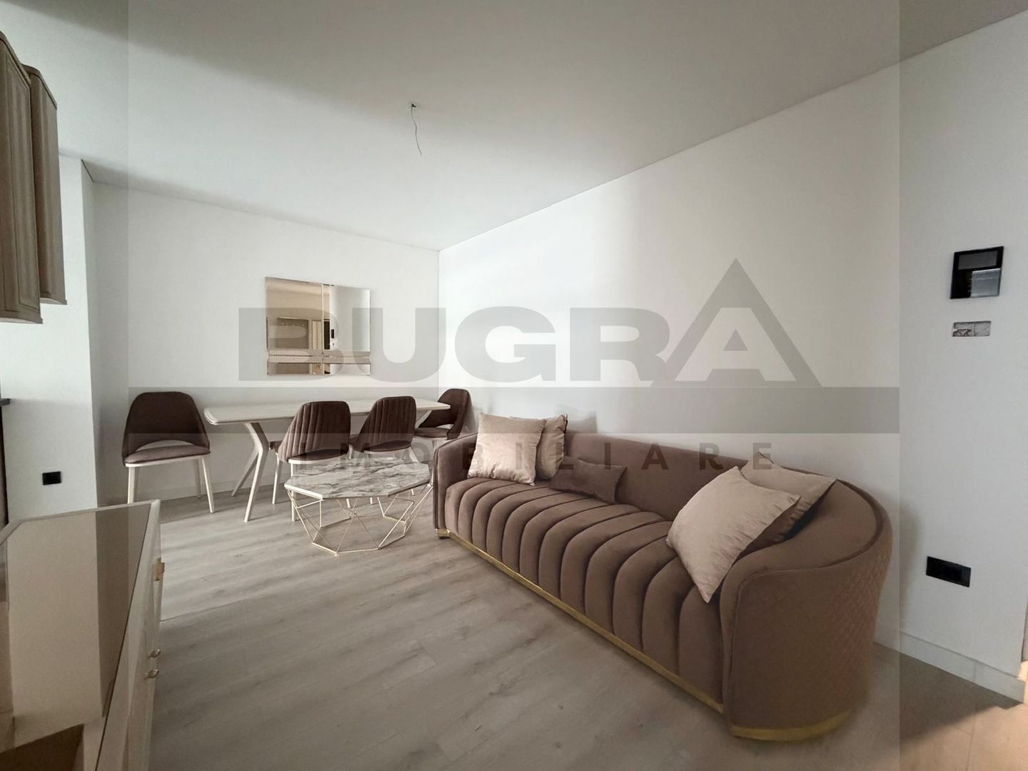 Apartament 3 camere modern, prima inchiriere, garaj, zona UMF - Poză 5