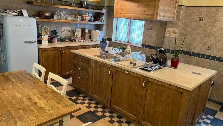 Apartament exclusivist cu 4 camere și 2 locuri de parcare subterană - Poză 3