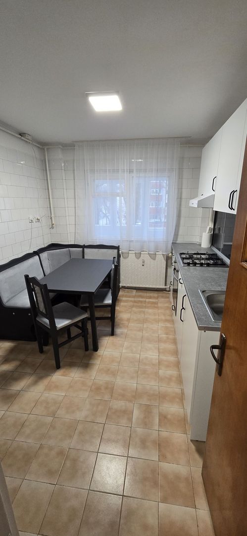 DE INCHIRIAT apartament cu 2 camere Alexandru Obregia stradal - Poză 2